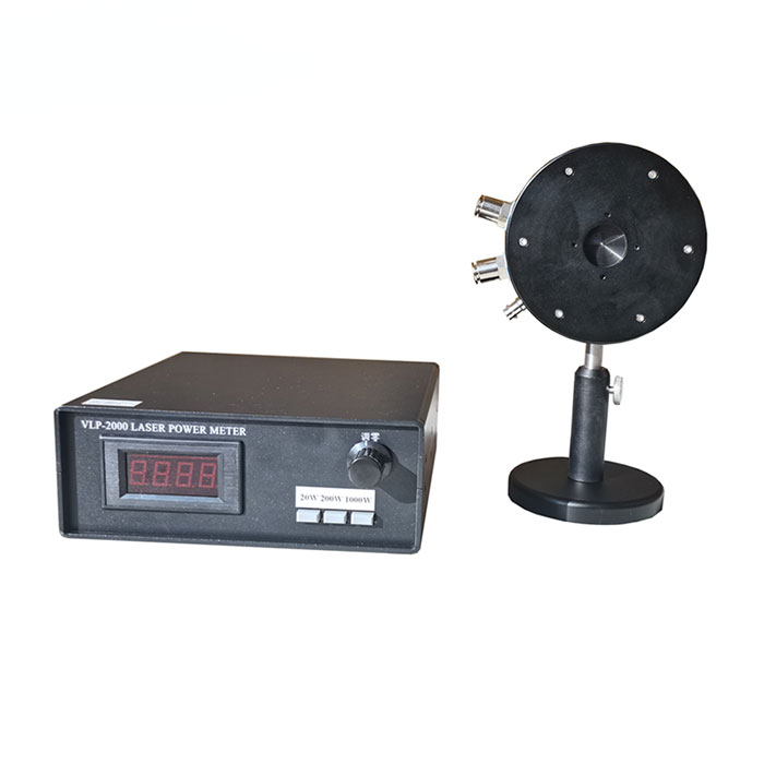 11~19000nm 0.5~1200W Laser Power Meter Desktop Type Water Cooling